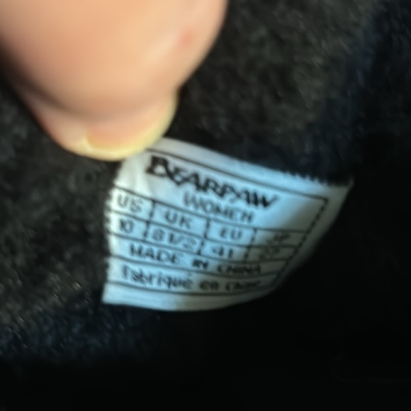 Like new worn once I simply ordered wrong size 😑 - Picture 4 of 4